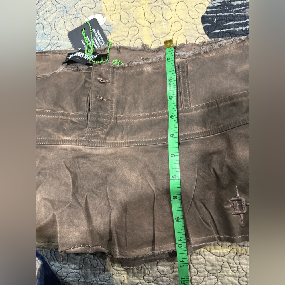 Dolls kill Darker wavs mini skort in brown XL - Picture 10 of 12